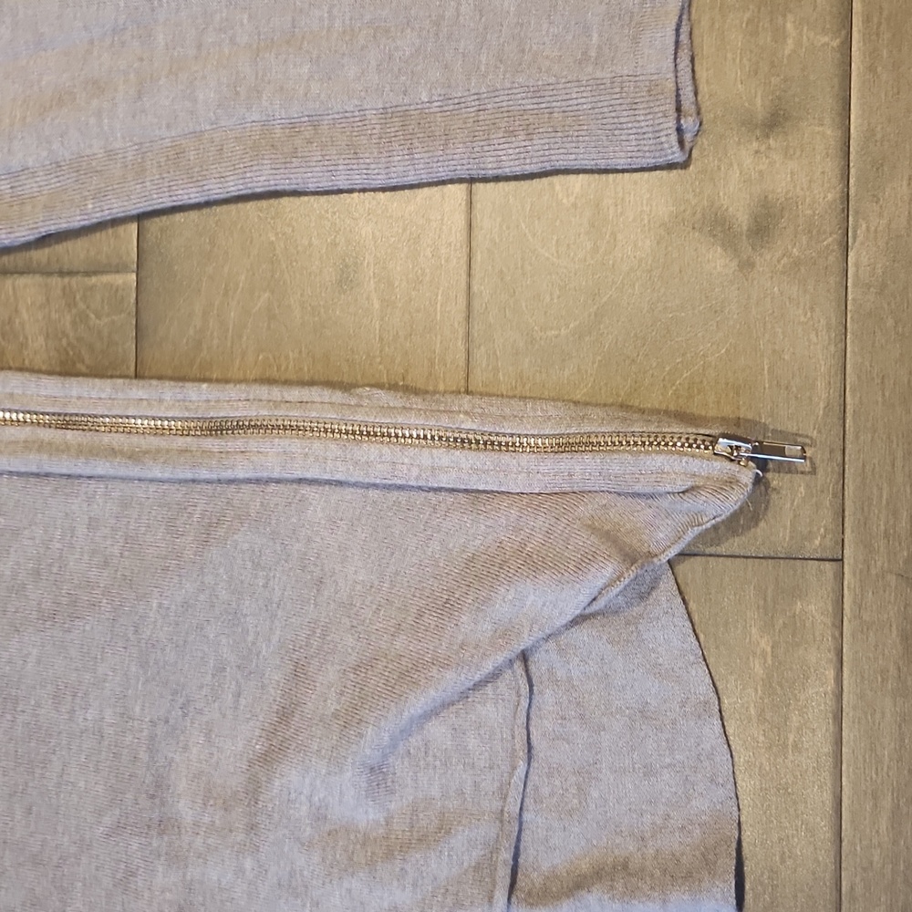 Vici Cashmere Zip Sweater Heather Gray Size Medium - Picture 3 of 4